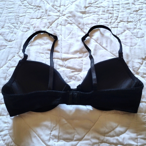 3/$15 ๐ธ Black Jules + James Bra - Picture 3 of 7